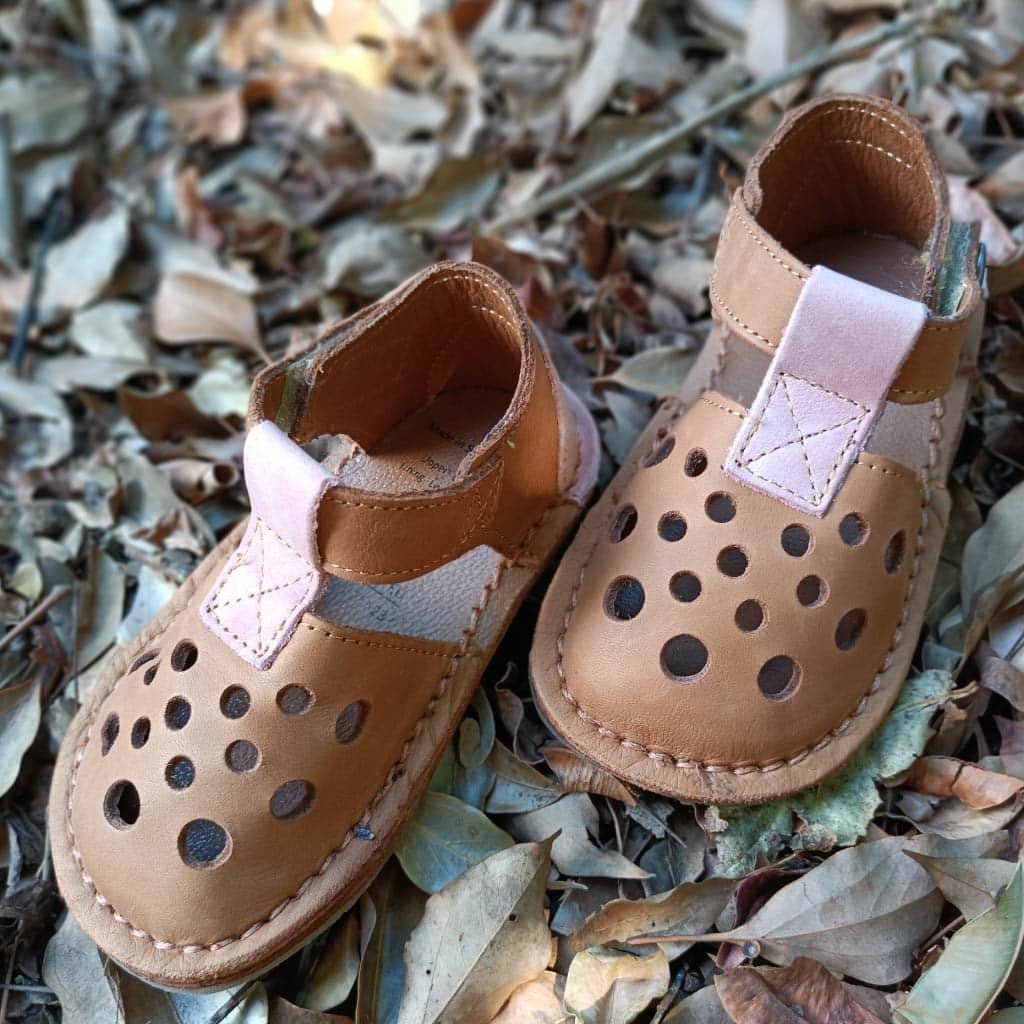 Common Tread - Amber Desert Sandal / Tan & Dusty Pink - Image 6