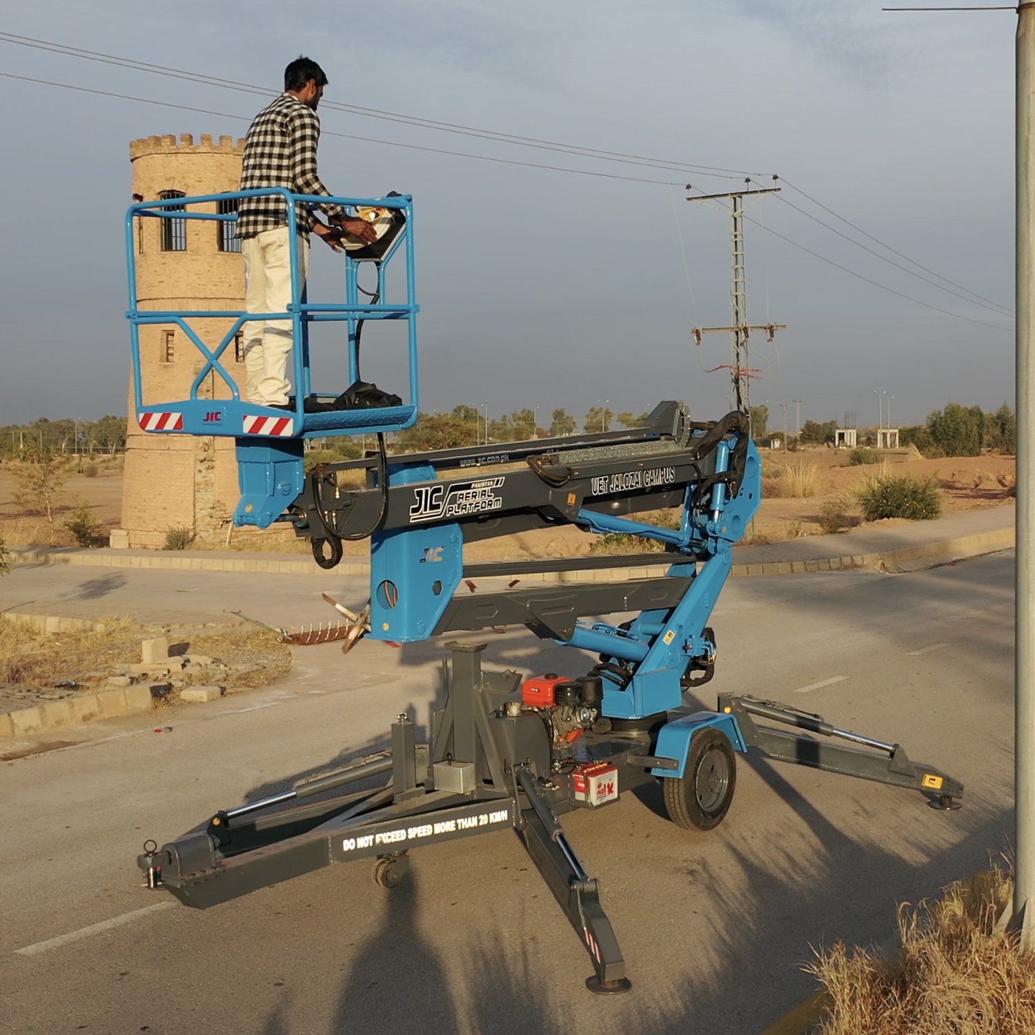 Compact Aerial Platform - Jpf-Z-Pt | Javaid Industrial Company Pvt Limited | Jic Pakistan