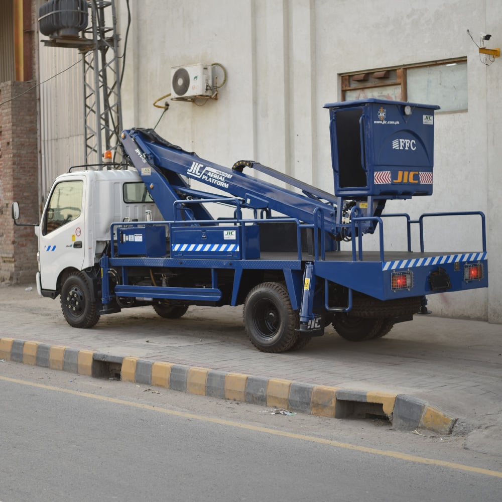 Aerial Platform - Telescopic Jpf-T | Javaid Industrial Company Pvt Limited | Jic Pakistan