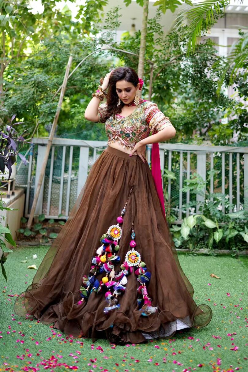 Skirt top set with Dupatta - Image 4