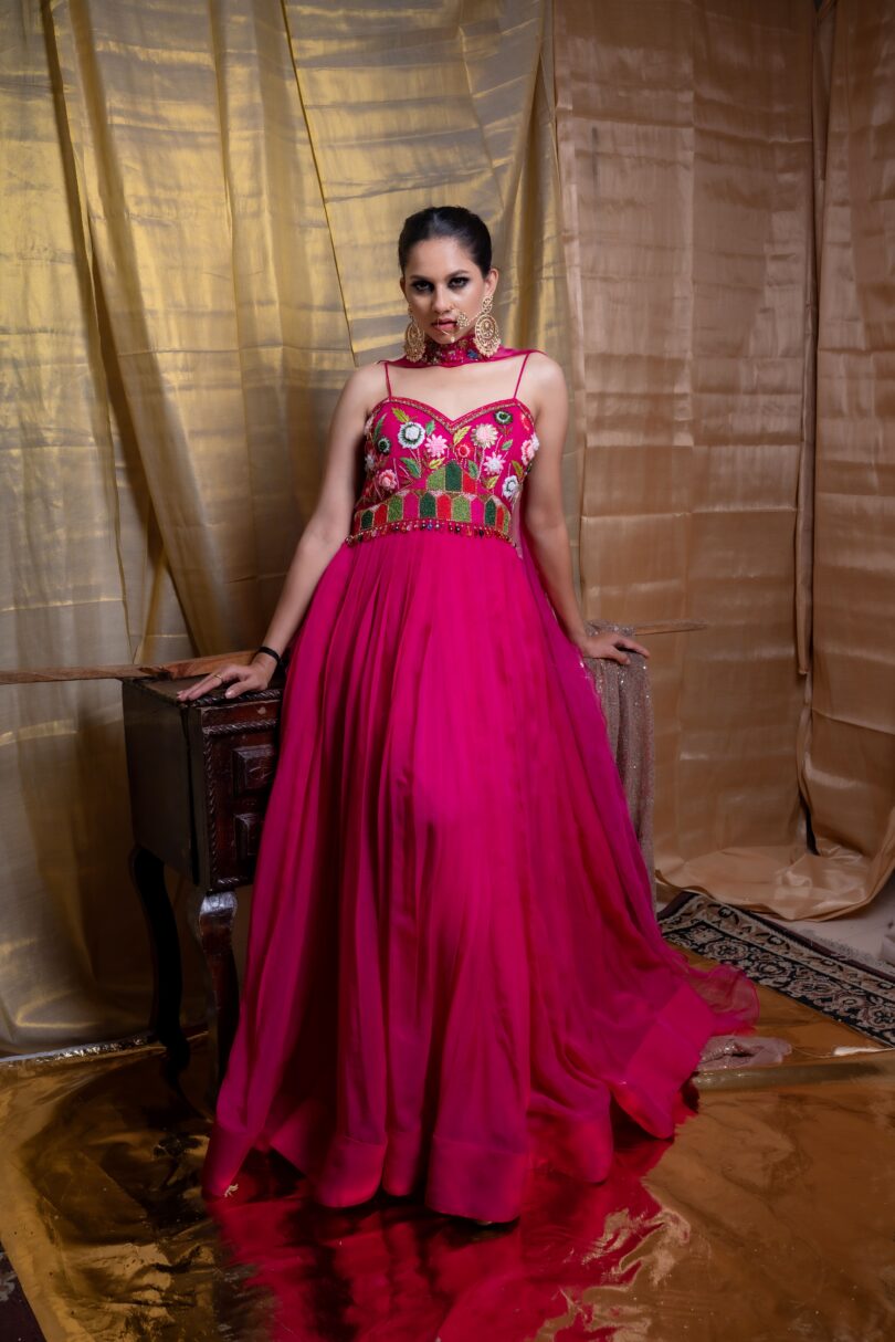 Hot pink organza dress - Image 3