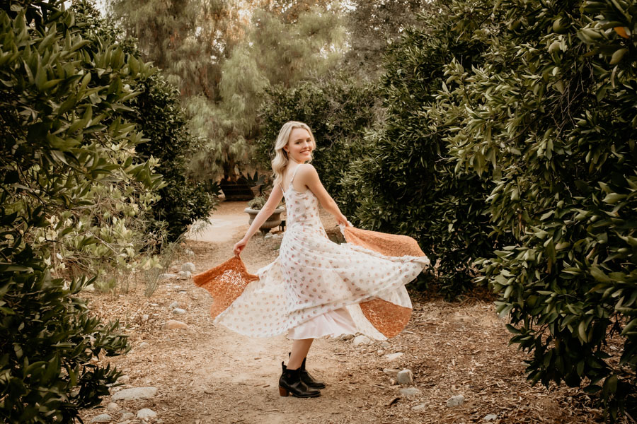 2V7A9919 high school senior portraits