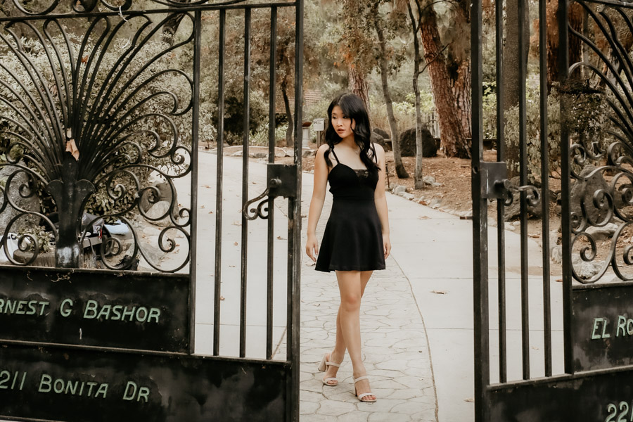 2V7A7064 senior portraits