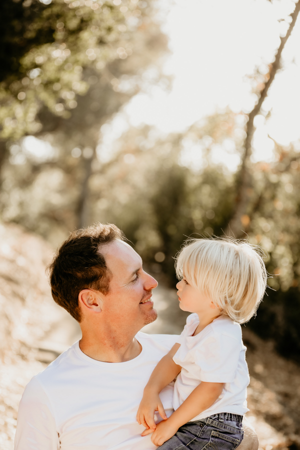 2V7A7804 family, father and son