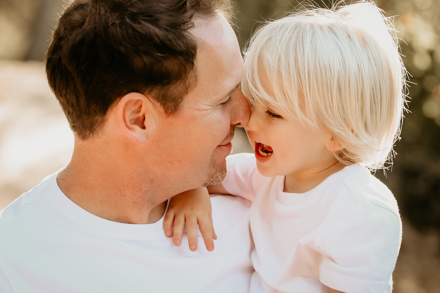 2V7A7813 family, father and son