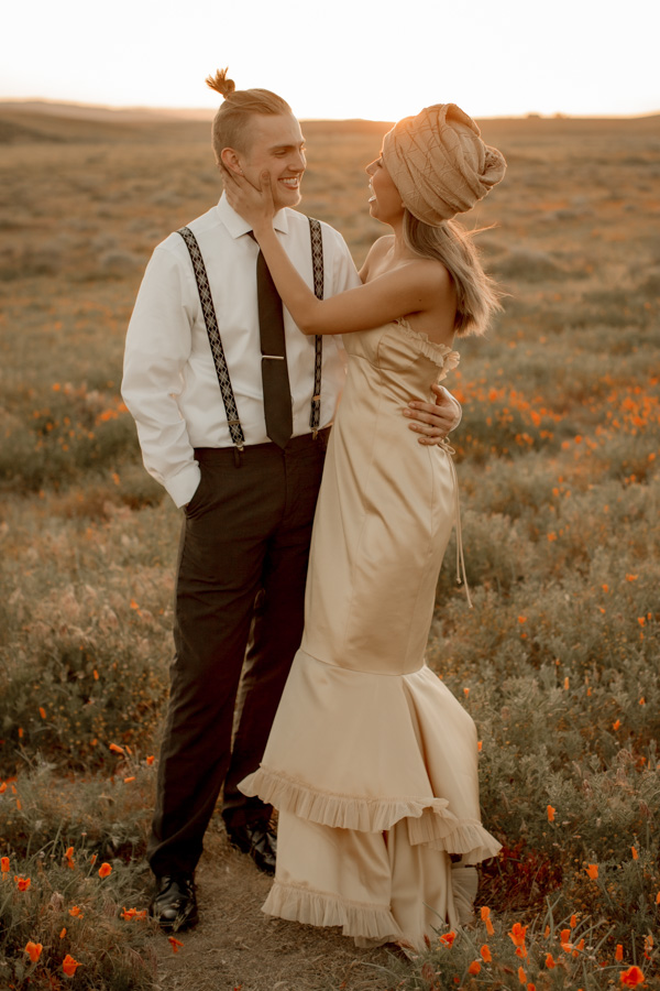 2V7A8611 couples, young love, elopement, golden hour, poppy fields