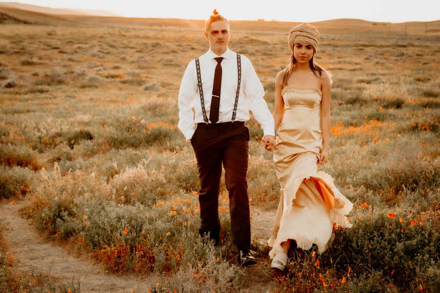 2V7A8640 couple, young love, boy and girl, poppy fields, golden hour, elopement