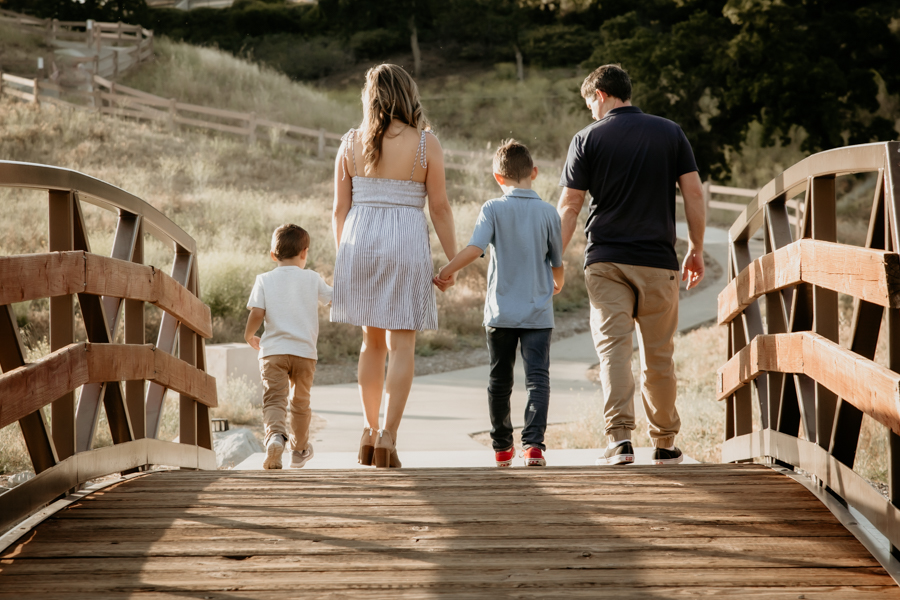 6G4A8625 family portraits, golden hour portraits, Valencia photographer