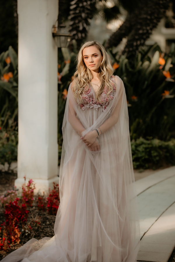 2V7A8494 Senior portraits, fashion inspired, Tournament of Roses House, Old Town Pasadena, Valencia photographer