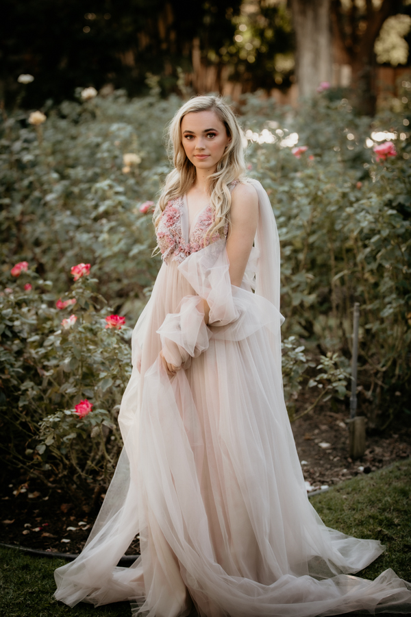 2V7A8505 Senior portraits, fashion inspired, Tournament of Roses House, Old Town Pasadena, Valencia photographer