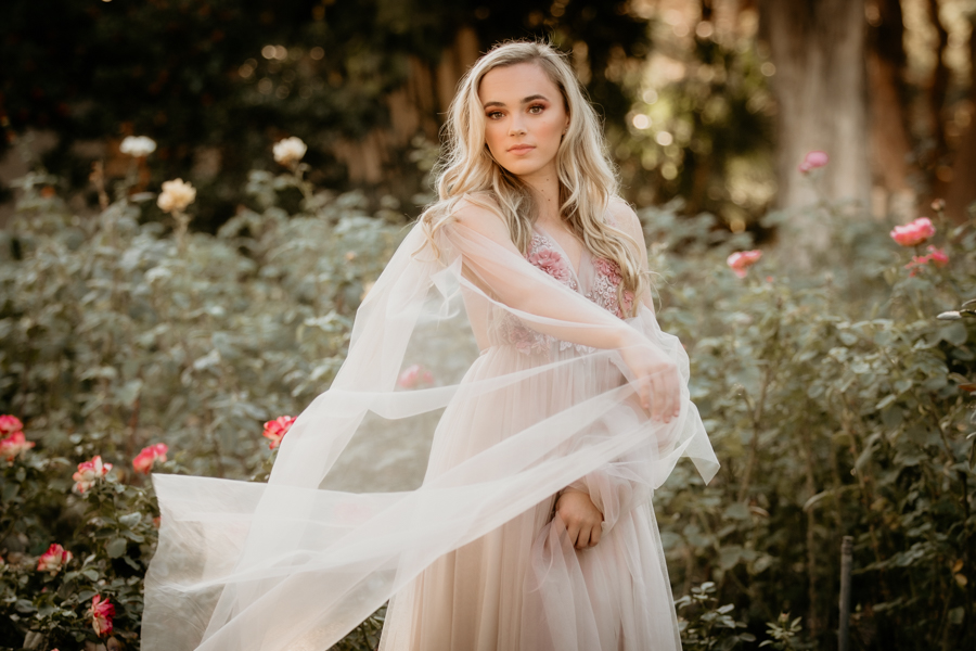 2V7A8506 Senior portraits, fashion inspired, Tournament of Roses House, Old Town Pasadena, Valencia photographer