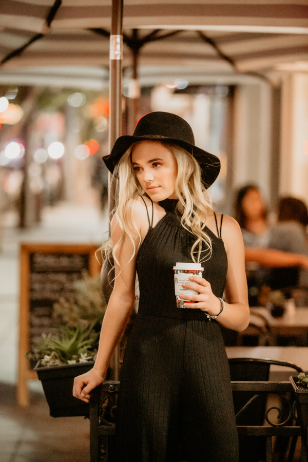 2V7A8841 Senior portraits, fashion inspired, Tournament of Roses House, Old Town Pasadena, Valencia photographer