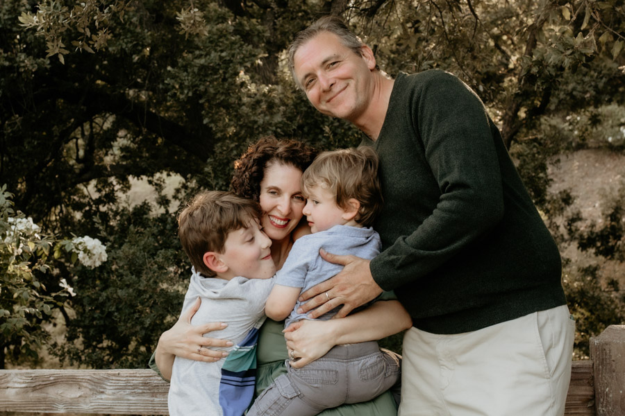 2V7A9732 Family portraits, outdoor lifestyle photography, golden hour, valencia photographer