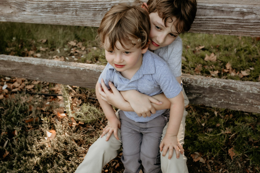 2V7A9748 Family portraits, outdoor lifestyle photography, golden hour, Valencia photographer