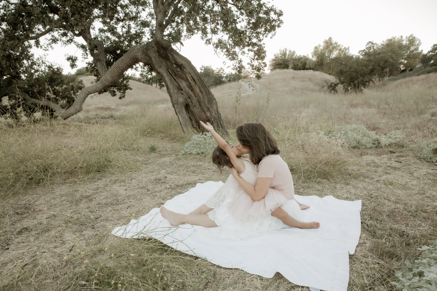 6G4A9284 Family portraits, Valencia photographer, lifestyle natural light photography, mother and daughter