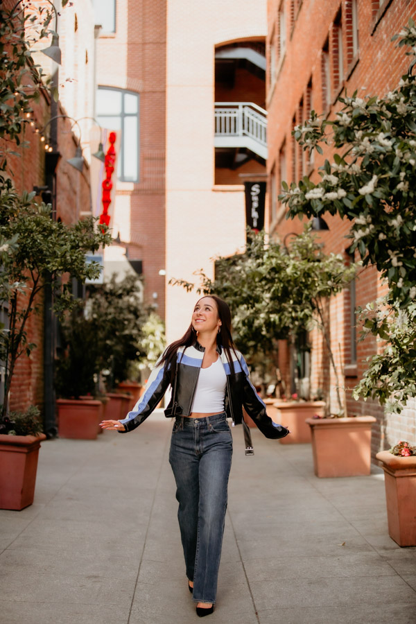 Canon EOS 5D Mark III 5760x3840_000150 senior portraits, senior pictures, senior portrait photographer, valencia photographer, scvphotographer , Old Town Pasadena