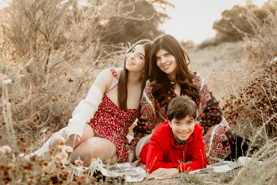 2V7A0162 Family portraits, mother and children, Valencia photographer,