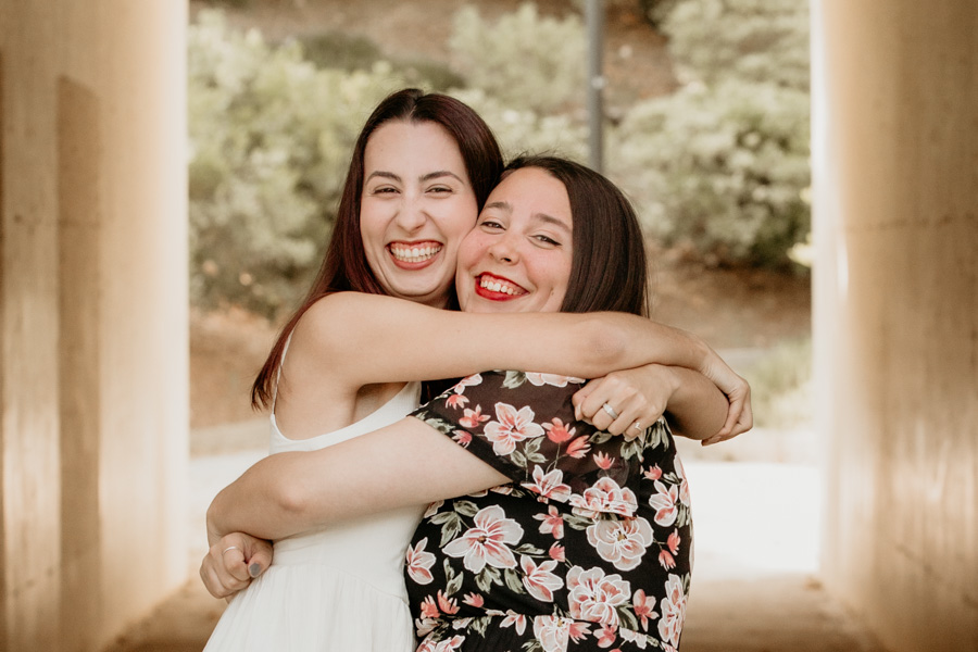 2V7A0685 Family portraits, golden hour photography, Valencia photographer, Santa Clarita photographer, sisters