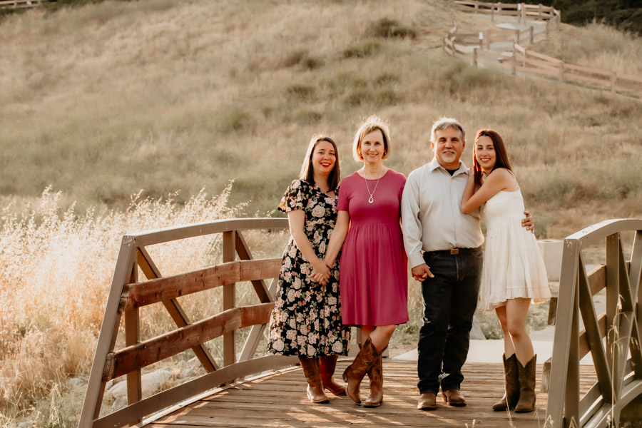 2V7A0795 family portraits, golden hour, Valencia photographer , Santa Clarita