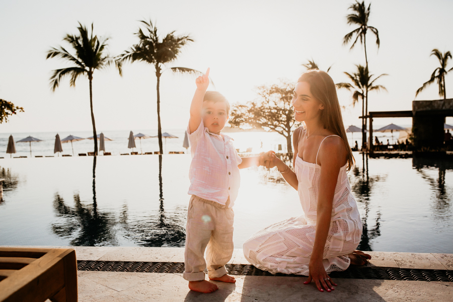 2V7A2063 Family portrait session, child photography, little boy, mother and son