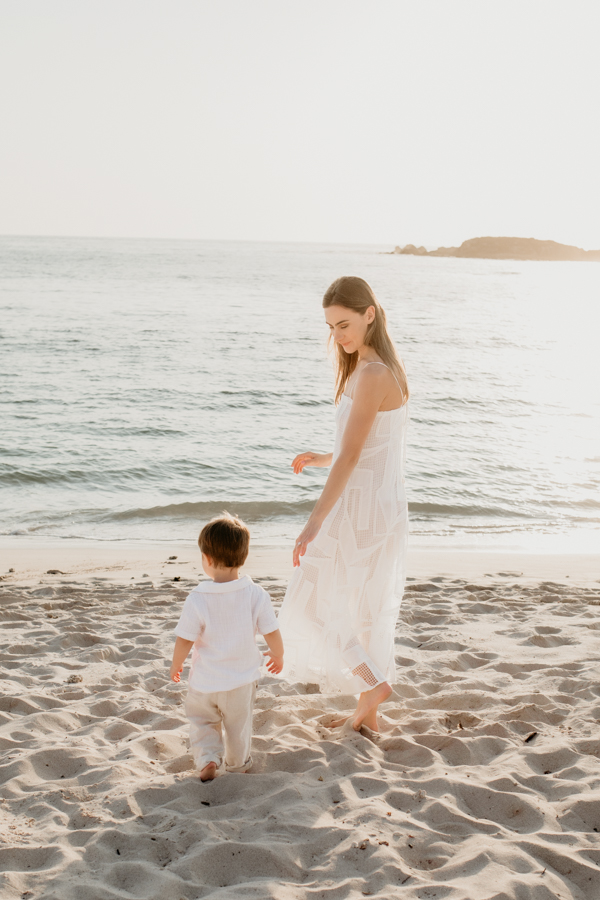 2V7A2084 Family portrait session, child photography, golden hour, mother and son, beach shoot