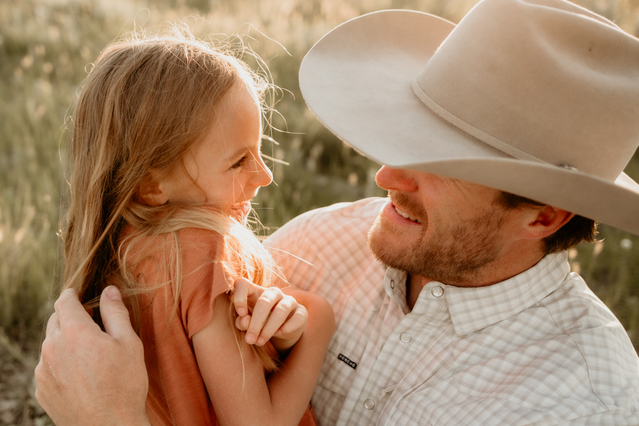6G4A3572 Lifestyle father and daughter playing portrait