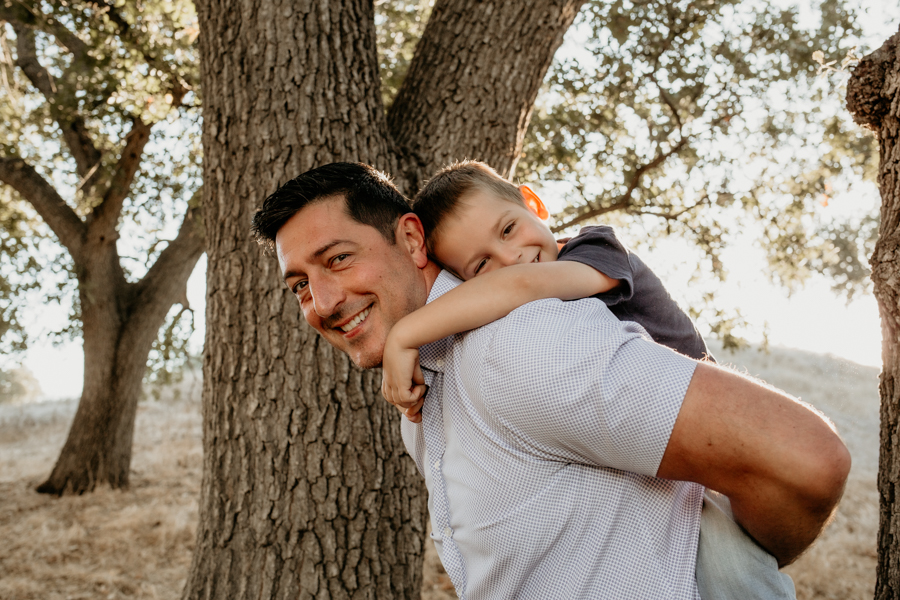 2V7A2454 family portraits, family mini portrait sessions,<br />
father and son