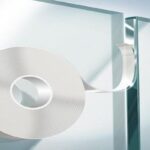 adhesifs-sur-le--plexiglas