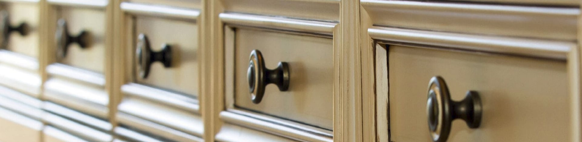 Pomoline, tu tienda online de pomos y tiradores baratos - Pomos clásicos para muebles