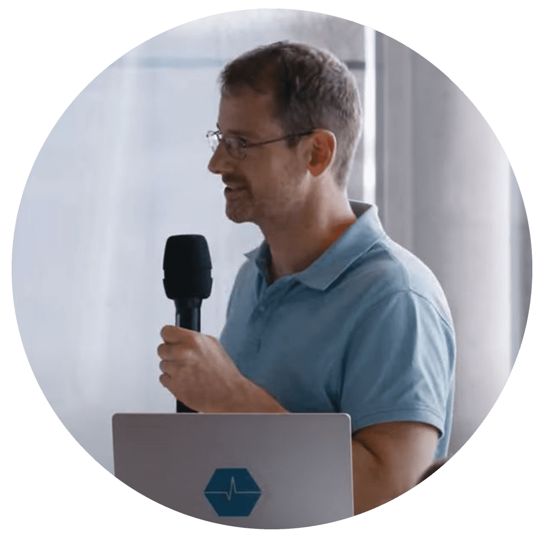 OA Dr. Simon Sailer OA Dr. Simon Sailer