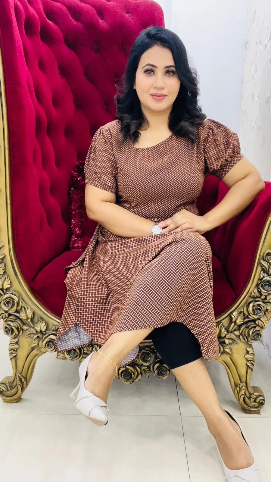 Women&rsquo;s Middie Gown | Jorjet Fabric