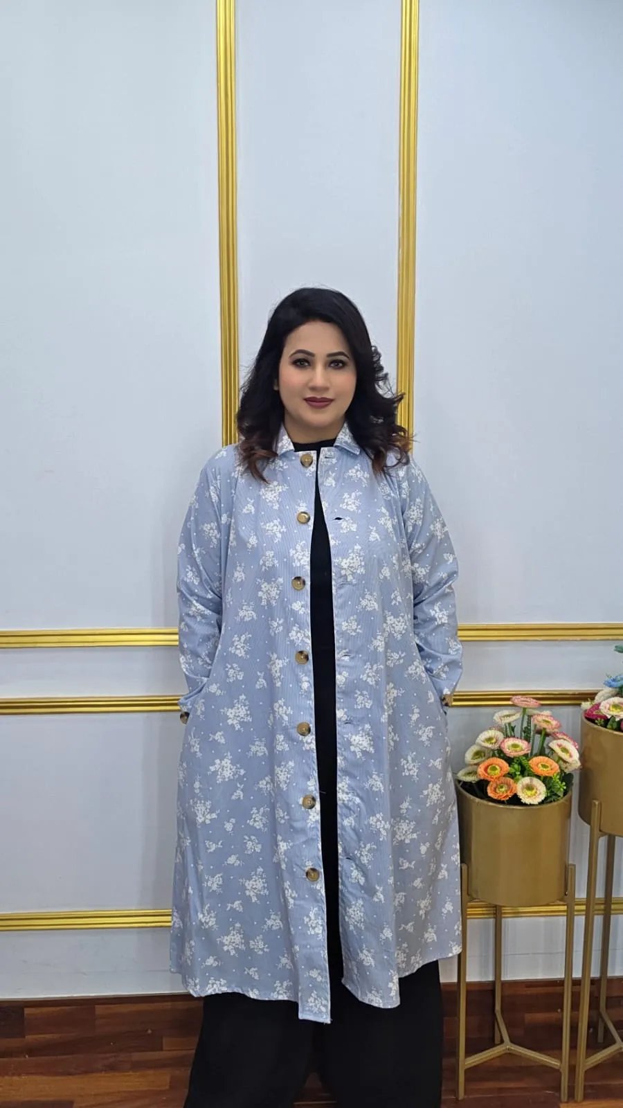 Women&rsquo;s Long Blazer with Flower Print - Stitchy Fabric