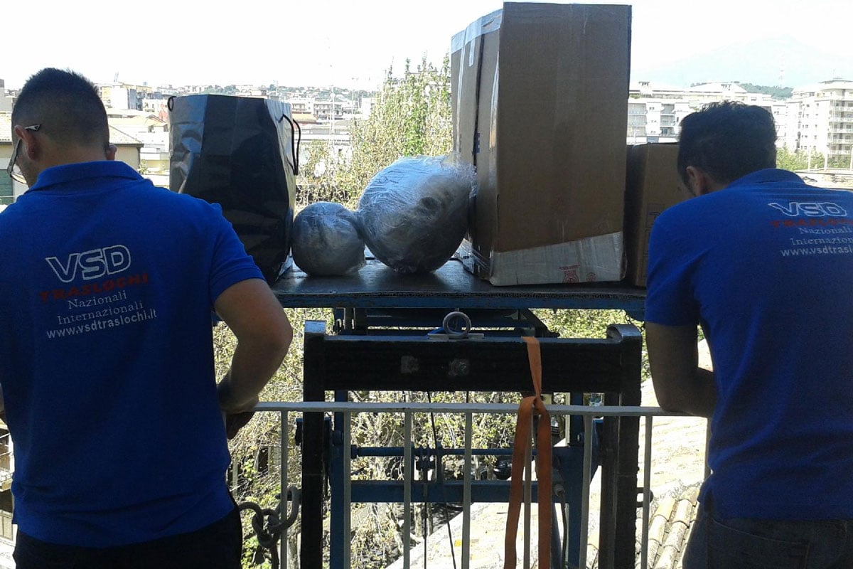 Deposito mobili a Catania