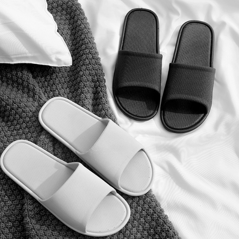 Dép nhựa đi trong nhà