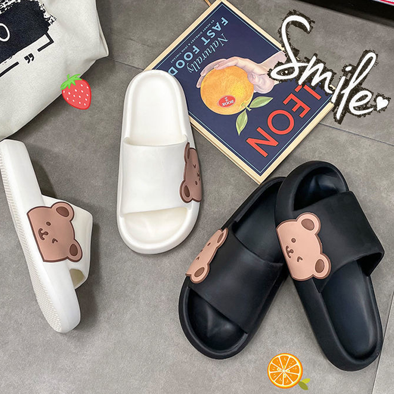 Dép nhựa thời trang quai ngang nữ hình gấu đỏ