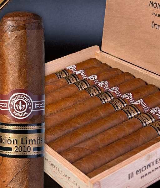 MonteCristo Petit Edmundo 5 The Best Cuban Cigars