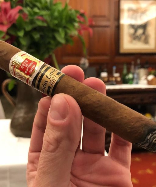 Hoyo de Monterrey Regalos EL 2007 9 The Best Cuban Cigars