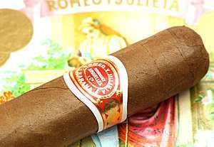 Romeo y Julieta Exhibicion No. 3 - Image 3