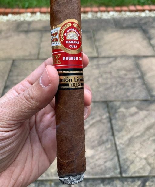 H Upmann Magnum 56 11 The Best Cuban Cigars