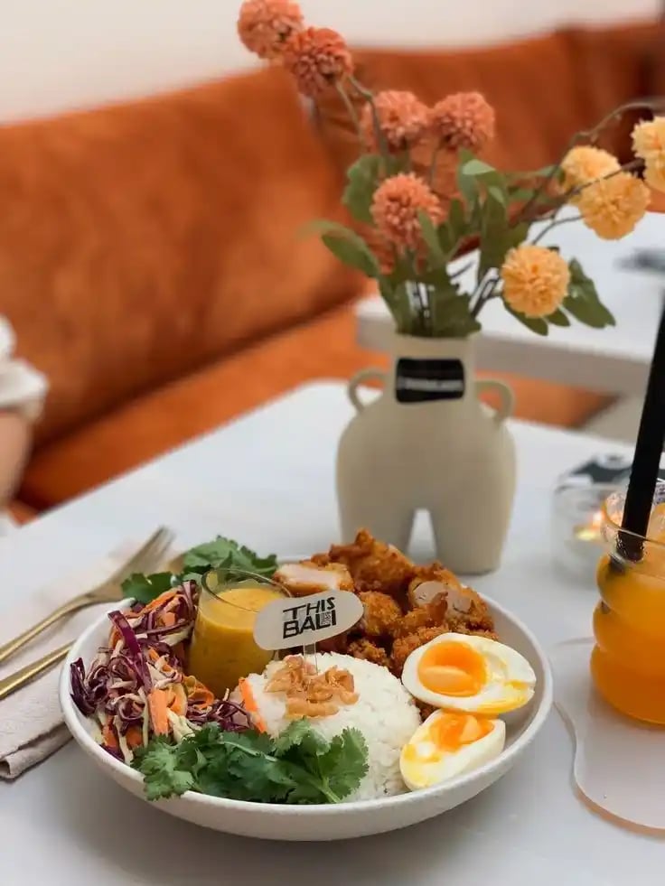 THIS IS BALI-The WORLD's Best Indonesian Restaurant (6) Authentic Balinese cuisine served in a cozy Ubud restaurant with tropical ambiance