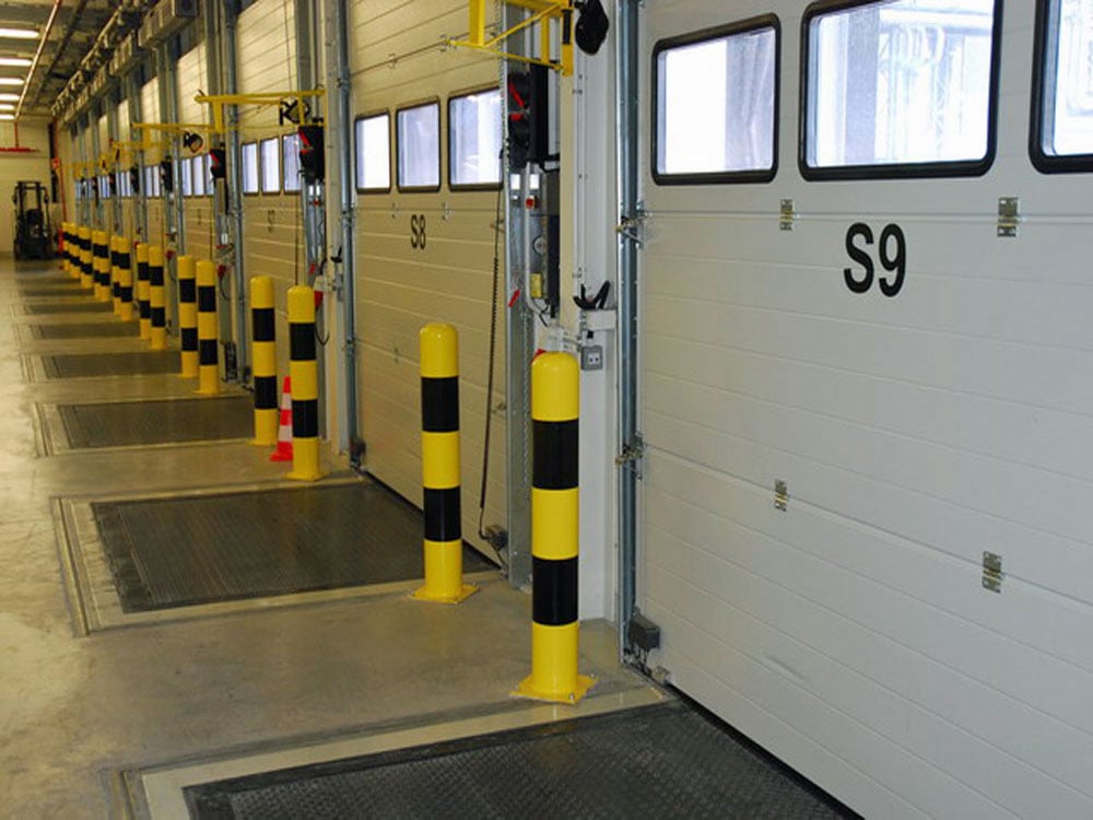 High visibility bay protection bollards to manage movement of vehicles