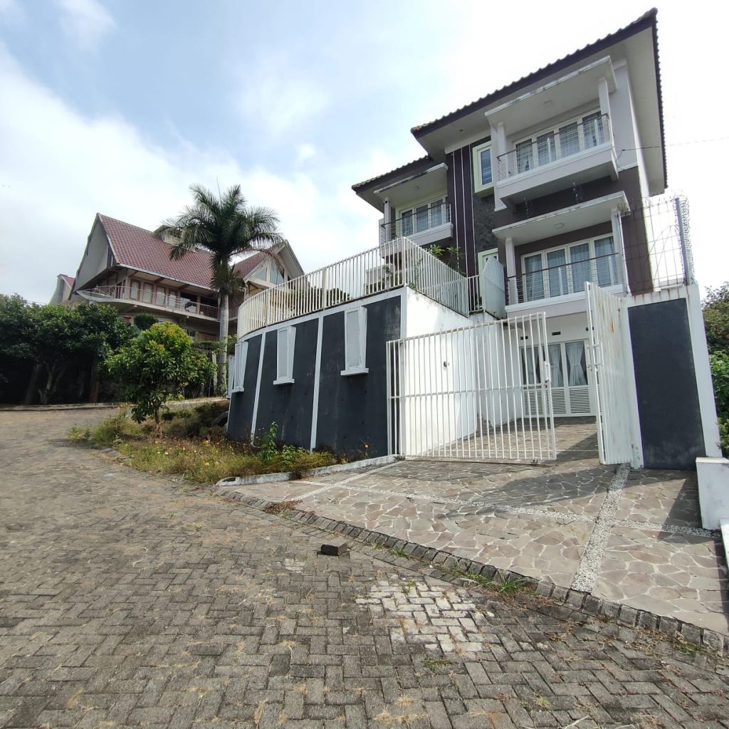 WhatsApp Image 2023-05-19 at 11.07.09 (2)