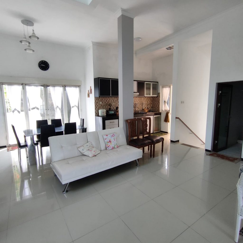 WhatsApp Image 2023-05-19 at 11.07.08 (1)